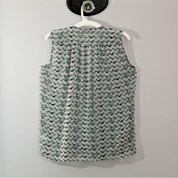 CABI Sleeveless "Tweet Bird" Pattern Chiffon Top - Picture 8 of 8